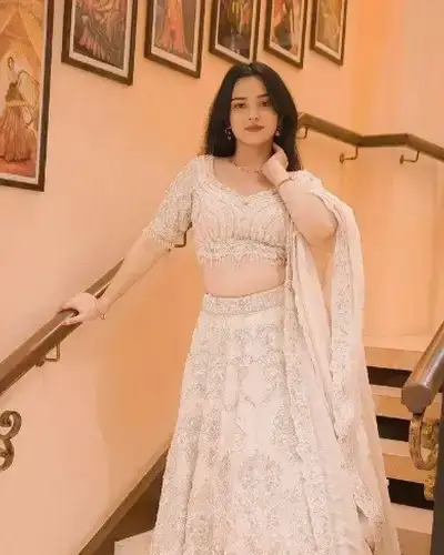 Escort Service In Mawryngkneng